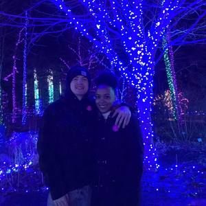 Meet your Posher, Halla